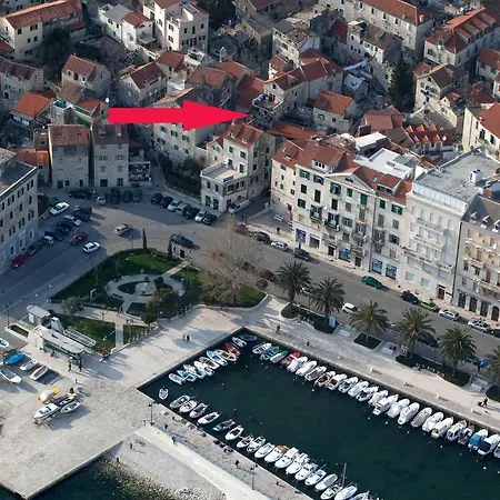 Paradise With Big Sunny Terrace In The Old Town, Few Meters From The Sea & Riva Promenade *