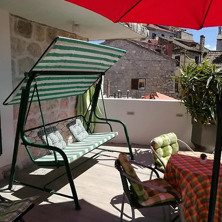 Paradise With Big Sunny Terrace In The Old Town, Few Meters From The Sea & Riva Promenade